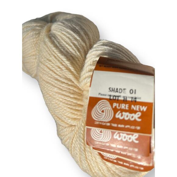 4 Hanks Vtg Sunbeam Aran Scoured Irish Wool Sweater Yarn 🧶 #1 Bainin Natural - Picture 9 of 16